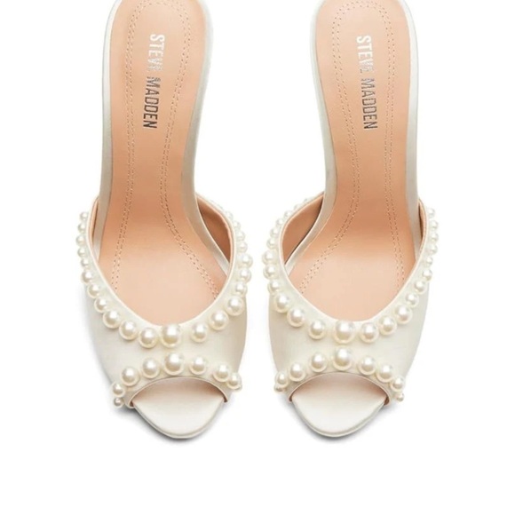 Steve Madden Pearl Priya Peep-Toe Heels - Picture 2 of 5